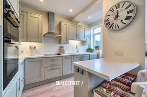 Photo 11- click for photo gallery